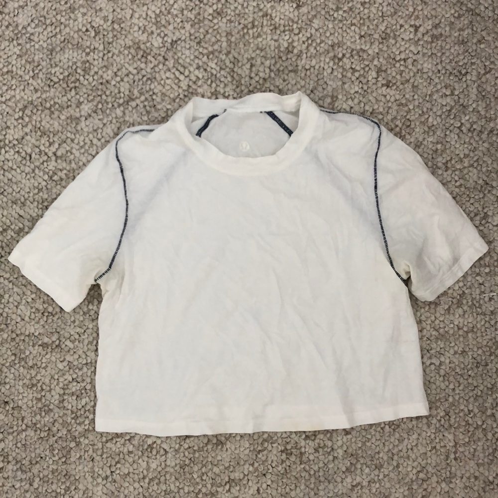 Lulu athletic t-shirt